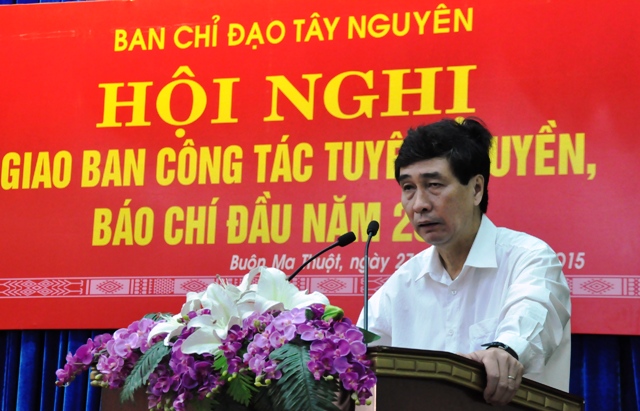 Phó trưởng ban Thường trực Ban Chỉ đạo Tây Nguyên Trần Việt Hùng phát biểu tại hội nghị