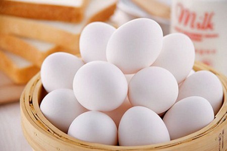 Chọn trứng tươi ngon và bảo quản đúng cách để phòng ngộ độc