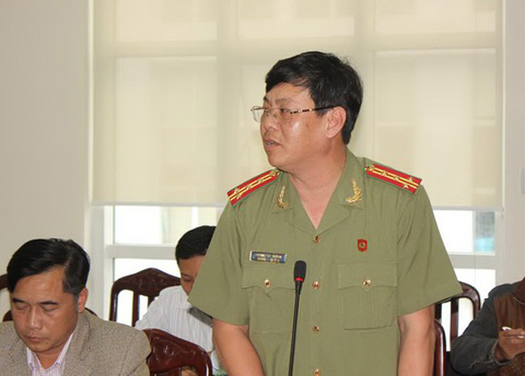 Đại tá Phùng Tất Thành tại cuộc họp báoẢnh: Kỳ Nam