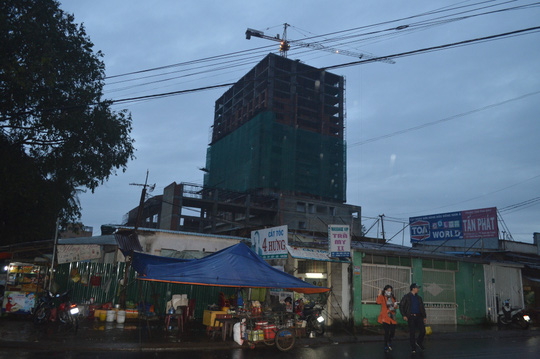 Mặc dù chưa được cấp phép xây dựng nhưng khách sạn Mường Thanh Buôn Ma Thuột đã xây dựng được nhiều hạng mục