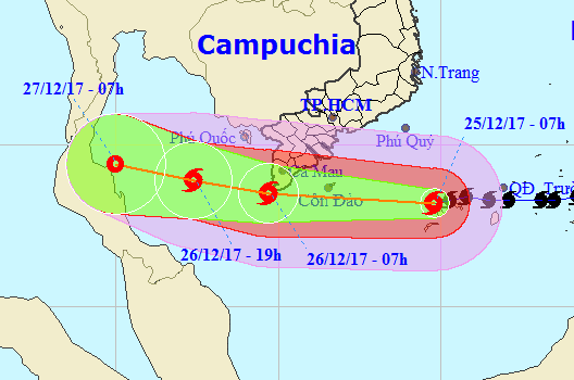 Dự báo mới nhất về bão số 16 (Tembin): Tâm bão lệch xuống phía Nam - Ảnh 2.