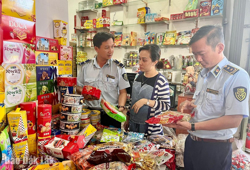 Siết chặt quản lý an toàn thực phẩm dịp Tết Trung thu