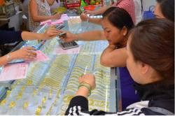 Giá vàng hôm nay, 10-10: Rơi thẳng đứng