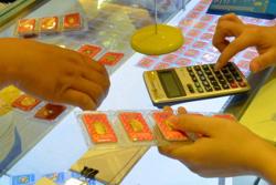 Giá vàng hôm nay, 15-10: Tiếp nối đà tăng