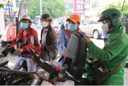 Giá xăng E5 RON92 tăng 6 đồng/lít