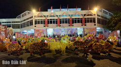 Khắp nơi vui Trung thu