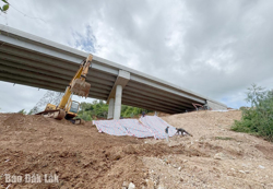 Khẩn trương khắc phục sự cố sạt lở mái taluy trên cao tốc Bắc - Nam