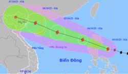 Bão Matmo giật cấp 11 gần vào Biển Đông