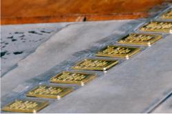 Lộ diện ngân hàng đầu tiên tham gia sản xuất vàng miếng