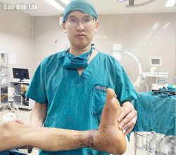 Bệnh viện Đa khoa Phú Yên: Nối thành công bàn chân bị đứt lìa sau 3 giờ phẫu thuật