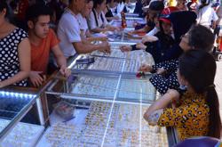 Giá vàng hôm nay, 4-10: Tăng mạnh trở lại