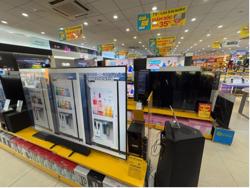 Tivi, tủ lạnh cỡ lớn hết thời