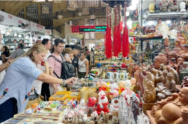 Du lịch Việt thu hút mạnh mẽ khách quốc tế