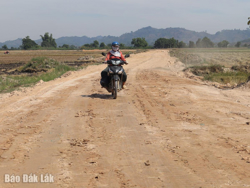 Gỡ vướng mặt bằng Dự án đê bao ngăn lũ phía Nam sông Krông Ana