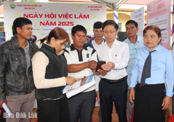 Đa dạng giải pháp kết nối cung - cầu lao động