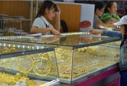 Giá vàng hôm nay, 1-11: Sụt giảm rất mạnh