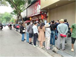 Thị trường tài chính cuối năm: Vẫn tiềm ẩn những rủi ro