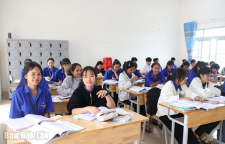 Ban hành Quy định danh mục trang bị, cấp phát đồ dùng cá nhân cho học sinh