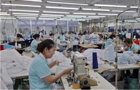 Tiền lương làm căn cứ đóng BHXH thay đổi ra sao khi lương tối thiểu tăng?