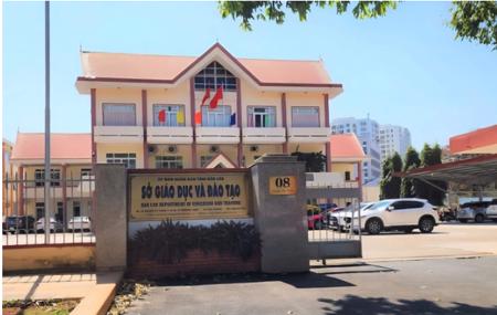 Đắk Lắk: Sở GD-ĐT và các trường học trực thuộc không nhận hoa ngày 20-11