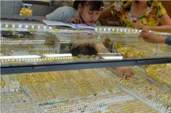 Giá vàng hôm nay 14-11: Sụt giảm mạnh khi nhà đầu tư ồ ạt chốt lời