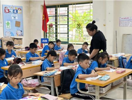 Dừng sáp nhập trường học vượt mức cho phép