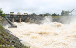 Xả tràn hồ Ea Súp Thượng, Ea Súp Hạ do mưa lớn kéo dài