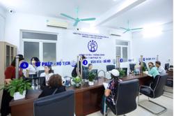 Những giấy tờ nào người dân không cần mang theo khi làm thủ tục hành chính?