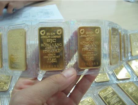 Sáng 18-11, giá vàng miếng SJC, vàng nhẫn cùng giảm mạnh
