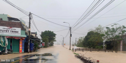 Cảnh báo các tuyến đường sạt lở, ngập nước do mưa lũ