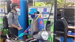 Giá xăng giảm nhẹ 34-37 đồng/lít, dầu hỏa tăng 353 đồng/lít