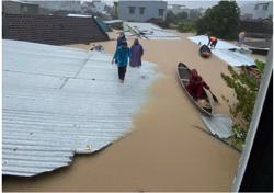 Lũ trên 2 sông ở Đắk Lắk và Khánh Hòa vượt lịch sử 1993 và 1986, bao giờ miền Trung mới giảm mưa?