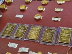 Sáng 21-11, giá vàng miếng SJC thấp nhất trong 3 ngày, vẫn bỏ xa giá thế giới