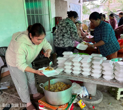 Tình dân tộc, nghĩa đồng bào trong cơn hoạn nạn