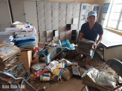 Cấp phát miễn phí toàn bộ sách giáo khoa cho học sinh vùng lũ