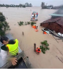 Chính phủ chỉ đạo chi trả gộp 3 tháng lương hưu và trợ cấp bảo hiểm xã hội cho 4 tỉnh bị lũ lụt