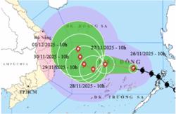 Bão số 15 có thể đổi hướng với 2 kịch bản tác động khác nhau