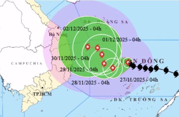 Bão số 15 mạnh lên, giật tới cấp 15, đổi hướng từ ngày 28-11