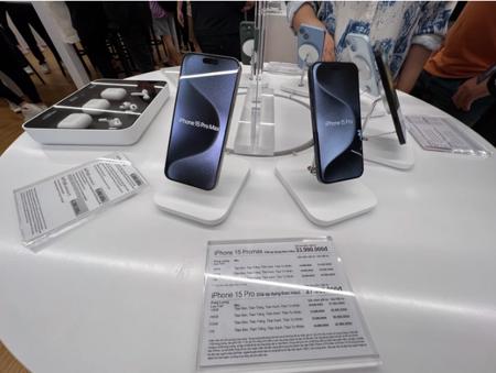 iPhone đời cũ giảm giá mạnh