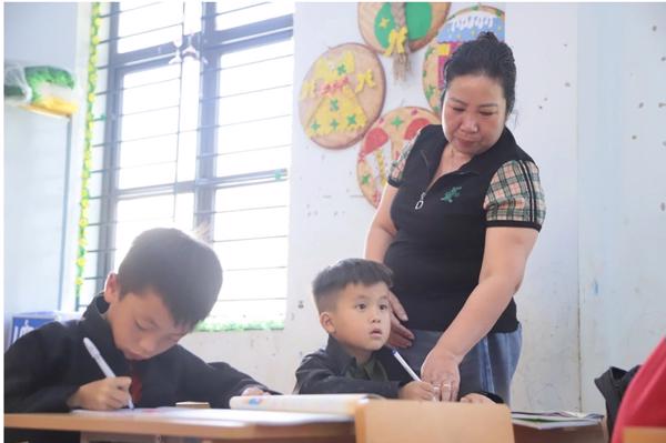 Lương nhà giáo được xếp cao nhất