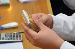 Giá vàng hôm nay 7-11: Đảo chiều giảm mạnh