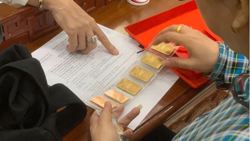 Sáng 8-11, giá vàng miếng SJC, vàng nhẫn cùng duy trì mốc cao