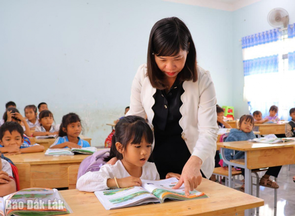 Thắp sáng con chữ ở vùng biên Buôn Đôn