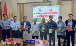 Người dân 2 phường và 10 xã được hỗ trợ sản xuất sau thiên tai