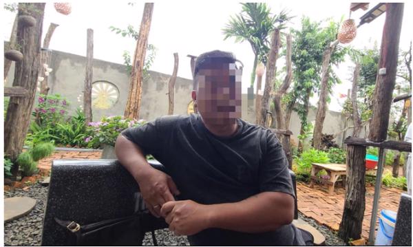 Không chỉ xích nhốt, nghi vấn người cha còn bỏ đói 2 con nhỏ