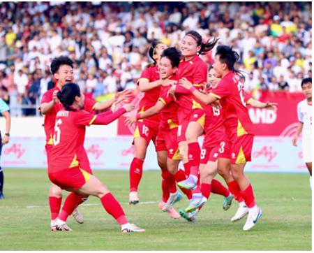 Tuyển bóng đá nữ Việt Nam vào bán kết
