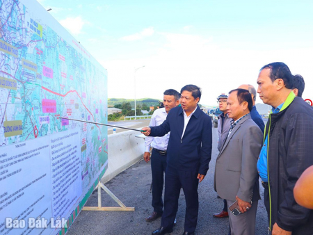 “Chạy nước rút” trên công trường cao tốc Khánh Hòa - Buôn Ma Thuột