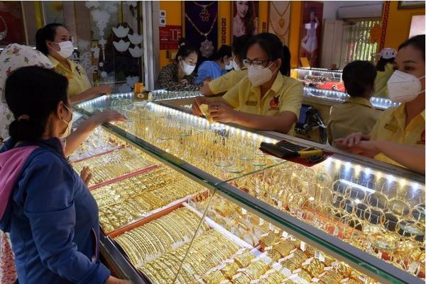 Giá vàng hôm nay 13-12: Tăng lên mức cao nhất trong 7 tuần qua