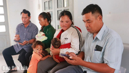 Cải cách hành chính: Lấy sự hài lòng của người dân làm thước đo