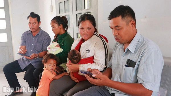 Cải cách hành chính: Lấy sự hài lòng của người dân làm thước đo